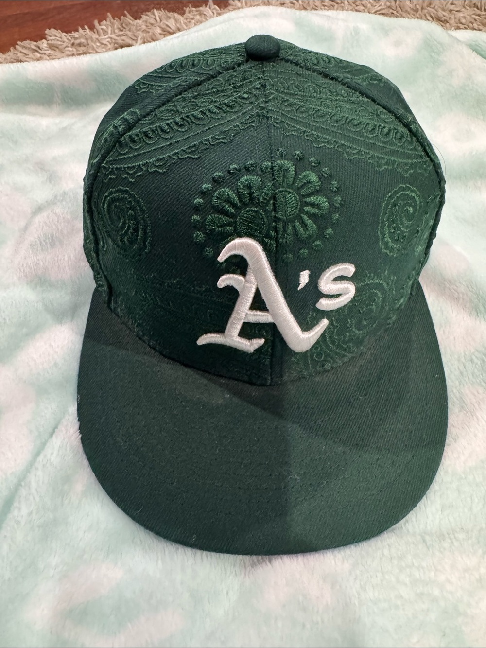 New Era Oakland A's Green Paisley Embroidered Cap
